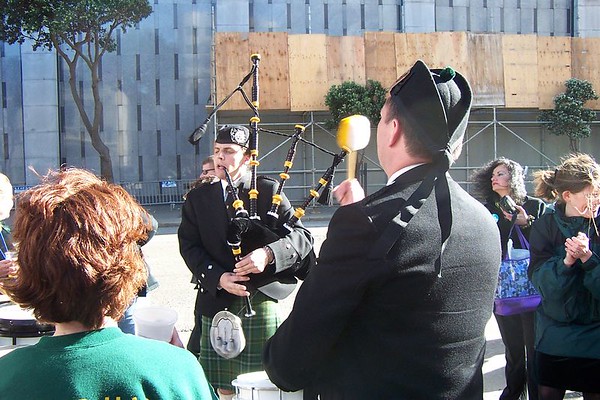 bcwfmc > Pipe & Drum in the Street
